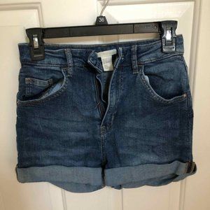 H&M Size 6 Jean Shorts